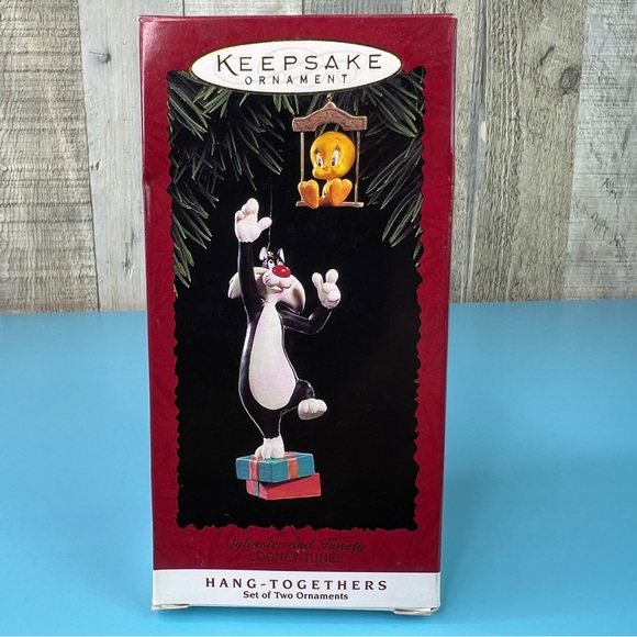 Hallmark Keepsake Ornament Sylvester And Tweety Looney Tunes Hang Togethers - Picture 1 of 9